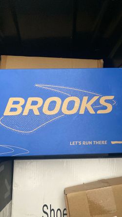 Brooks runners