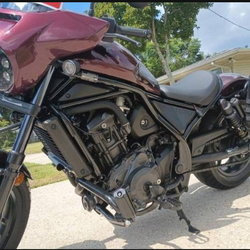 (ONLY 2200 MILES) GREAT DEAL - NEW ADDITIONS! 2021 HONDA REBEL 1100CC - $8,500 (Harahan)