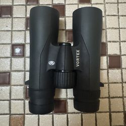 Vortex  Crossfire Binoculars 