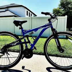 29” Ozone 21-Speed, Dual Disc Brake,  Full Suspension Mountain Bike with an Upgraded Gel Seat for added comfort!  It’s in a brilliant blue❗️