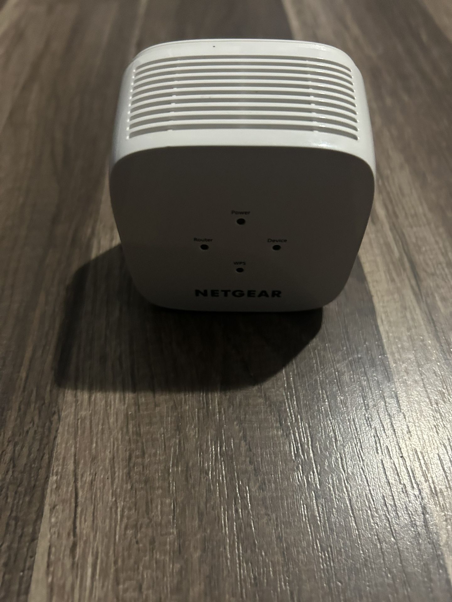 NETGEAR wifi range extender