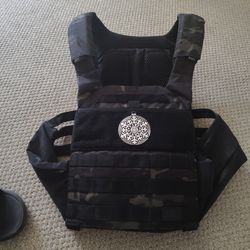 5.11 training  weight vest with heavy duty plates