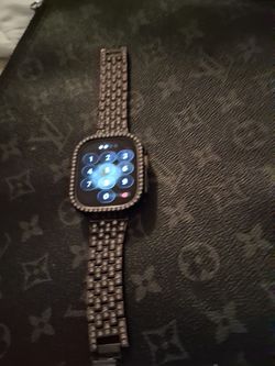 Like new  APPLE I-WATCH  ULTRA GENERATION 2