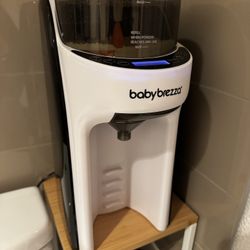 Baby Breeze: Formula Pro® Advanced Baby Formula Dispenser