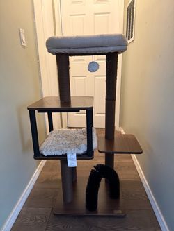 Pet Pals Elevate 2.0 Cat Tree