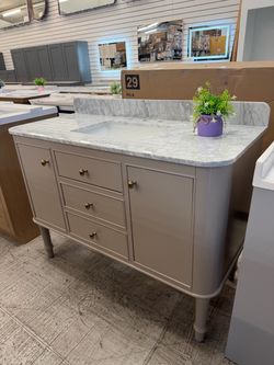 Bathroom cabinet