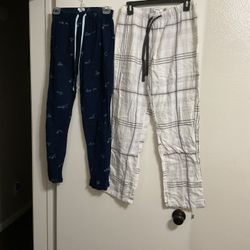 Five pajama pants and one pajama top size s $7 each