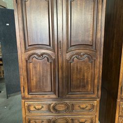 Vintage Bernhardt French Provincial Armoire #2