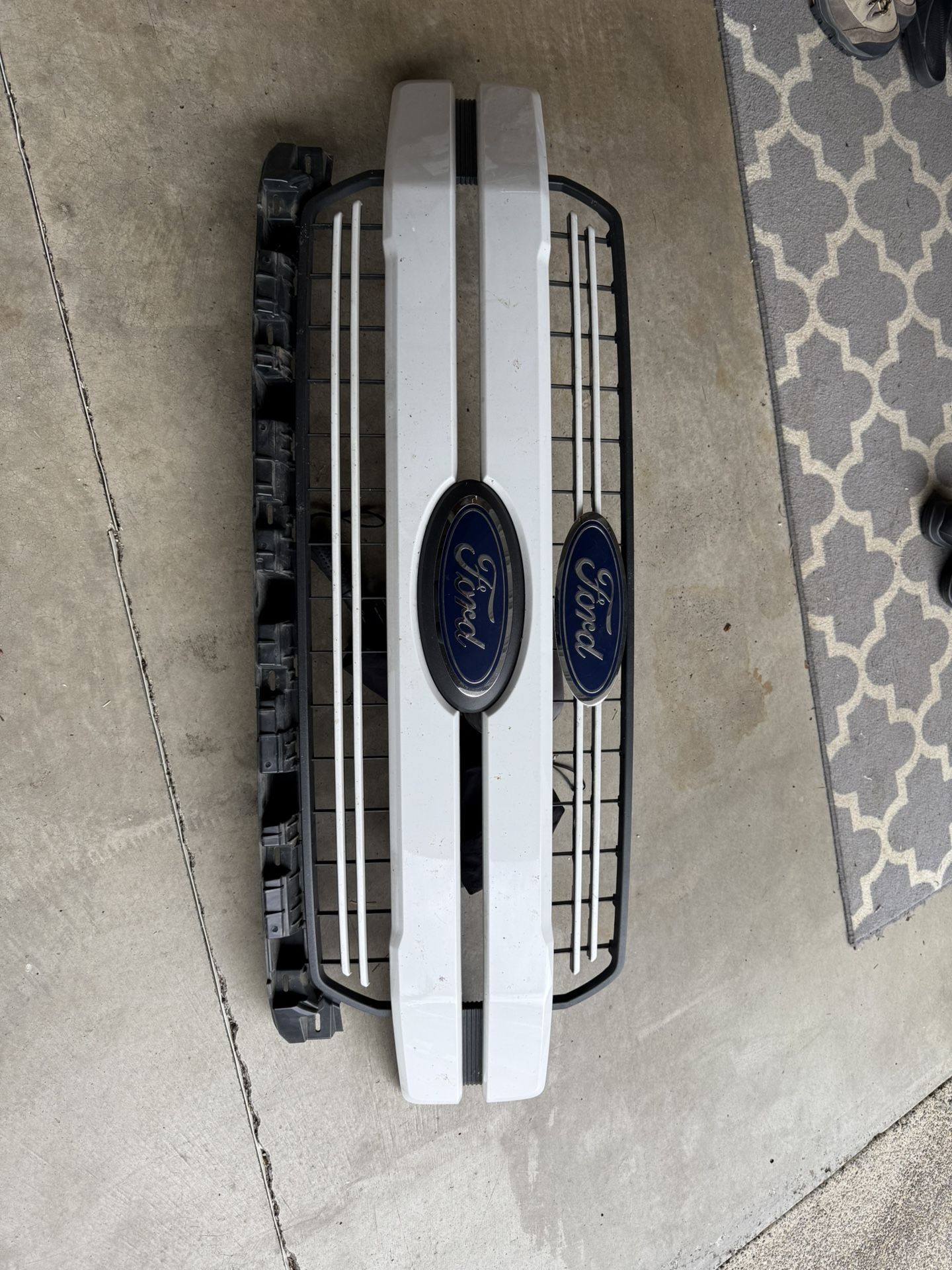 2018 Ford F150 Grill And Emblems