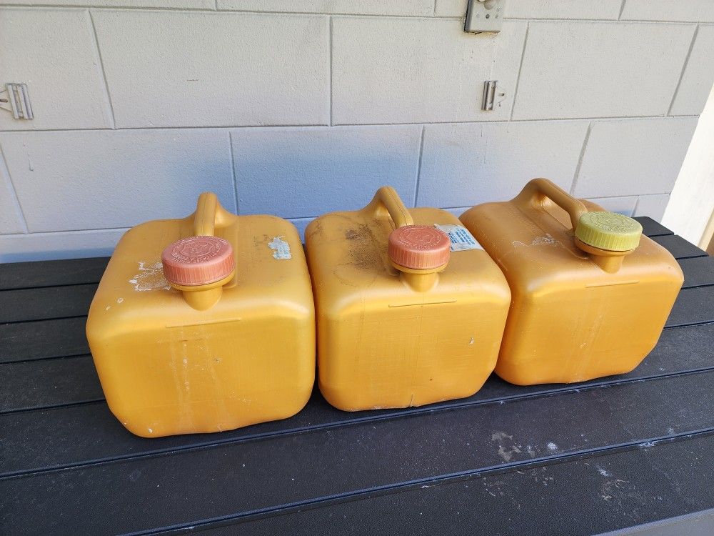 Pool Supplies Cholrine Containers