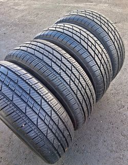 275 55 20 Bridgestone I'm selling this set of tires with 80% life left on all 4