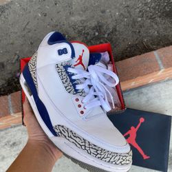 Jordan 3 True Blue