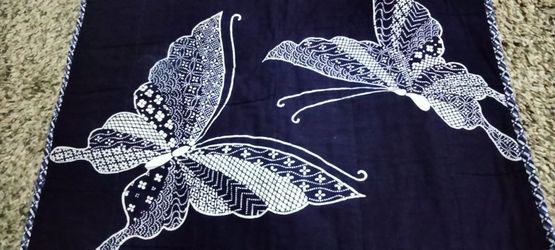 2 Butterfly Velvet Place Mats
