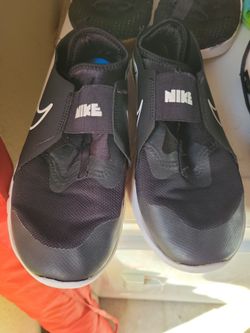 Nike shoes slip ons