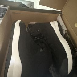 TIMBERLAND SIZE 10 For Men - New 80$ Firmed 