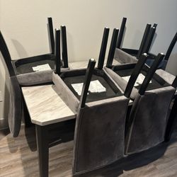 Kitchen table W/ bench & 4 chairs 