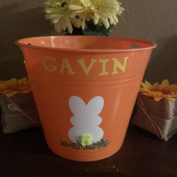 Personalized Easter Bucker