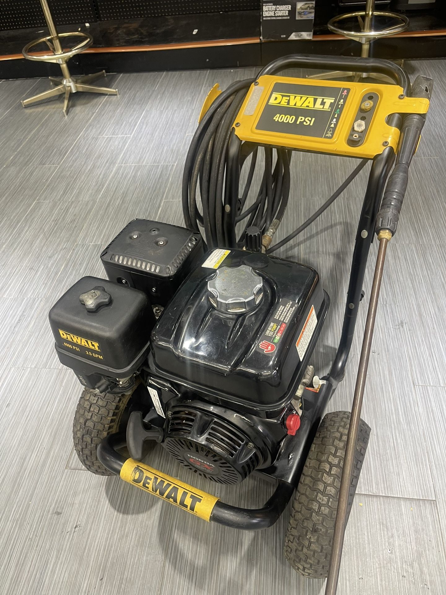 Dewalt DXPW4035 Gas Pressure Washer 4000 Psi