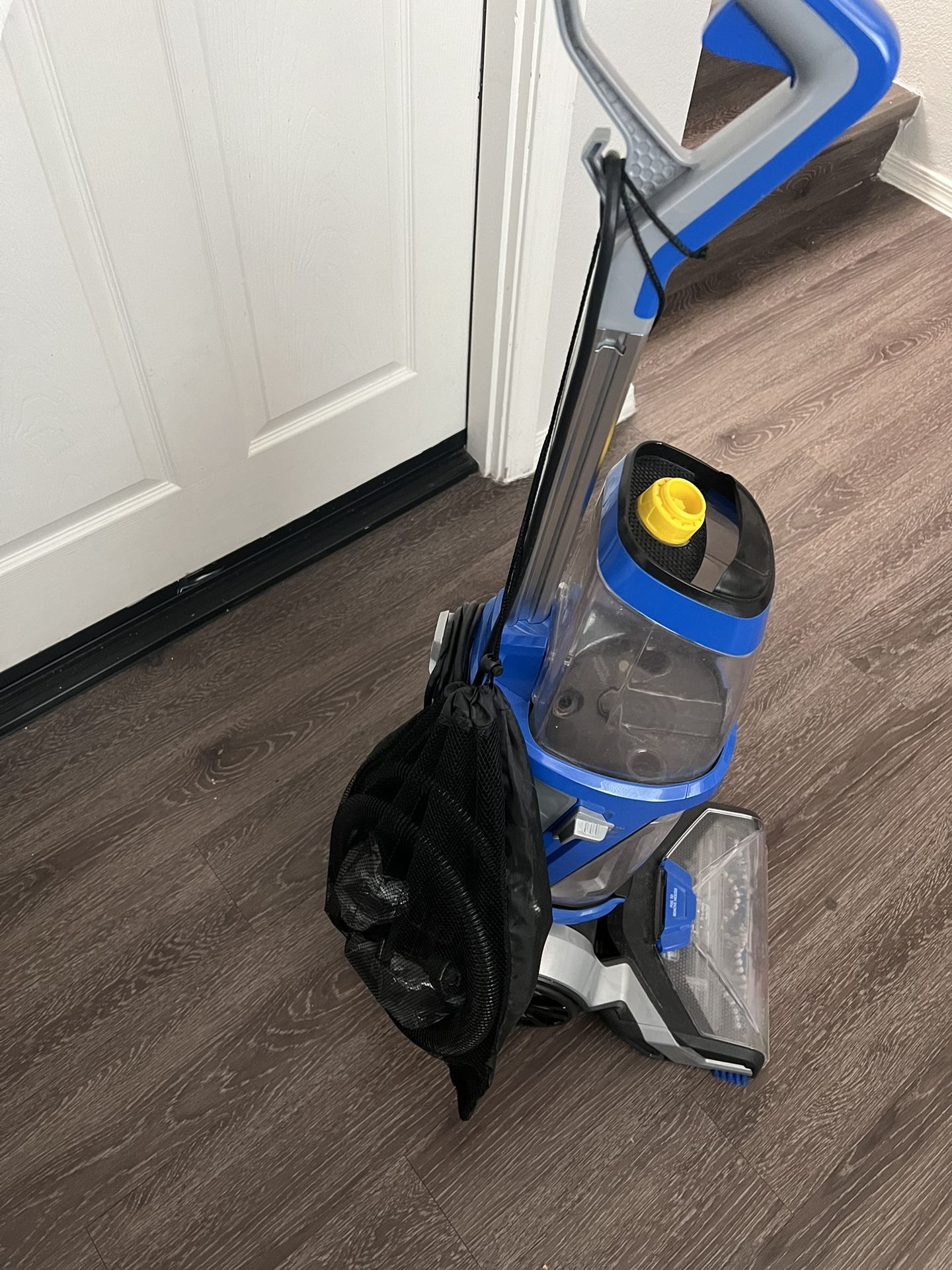 Carpet Cleaner