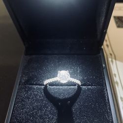 Engagement / Wedding Ring