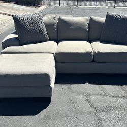 Beautiful Like New Couch Sofa Couch With Ottoman Sectional