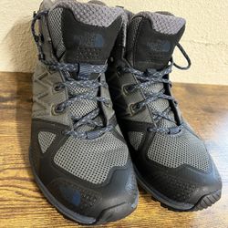 Men’s The North Face Hiking Boots 