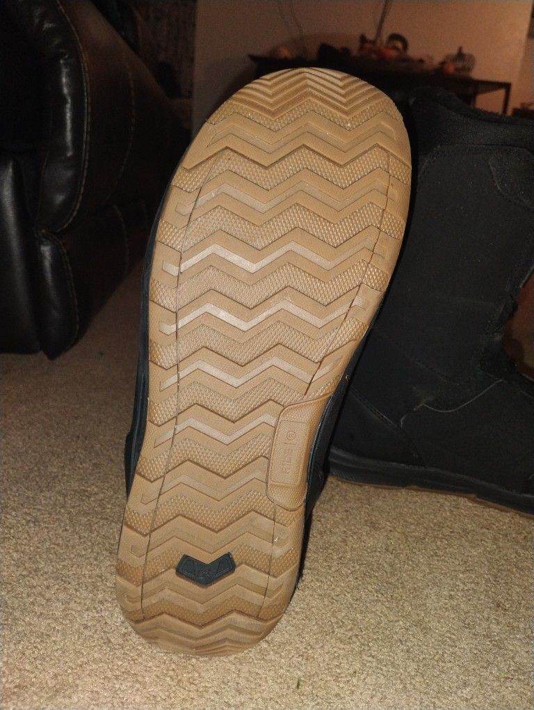 Lasso And System Snowboarding Shoes And Boards