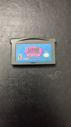 Working Lizzie McGuire: On the Go! video game cartridge for the Nintendo Game Boy Advance, released in 2003