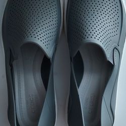 Crocs Mens 10 Gray Iconic Comfort Slip On Boat Loafer Style Shoes Perforated