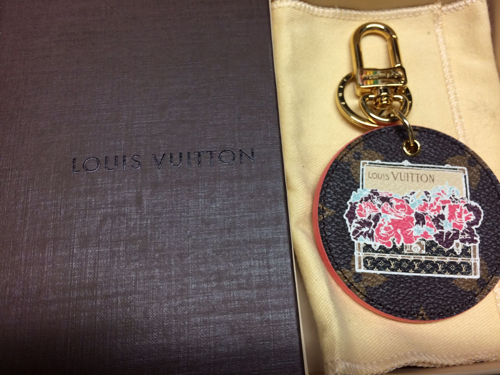 Louis Vuitton Key Chain Bag Charm Brown & Pink Illustre Posies Bouquet  Monogram for Sale in Manchester, CT - OfferUp