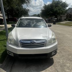Subaru Outback 2010