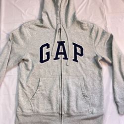 GAP Zip Up - MAKE AN OFFER IF INTERESTED 