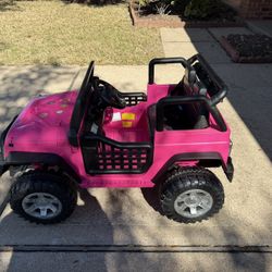 TOBBI 2 Seater Kids Electric Car Toy