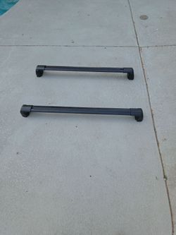 2024 Discovery P300 Roof Racks