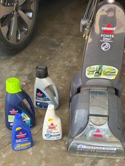 Bissell Carpet Cleaner in West Hills