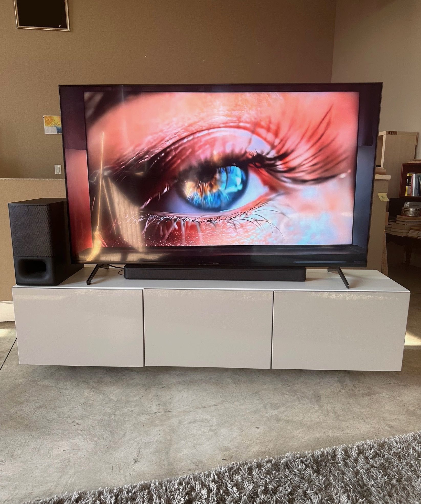 Complete Sony Entertainment Set with Modern Stand.