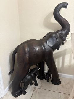 Leather elephant set 3 for 200