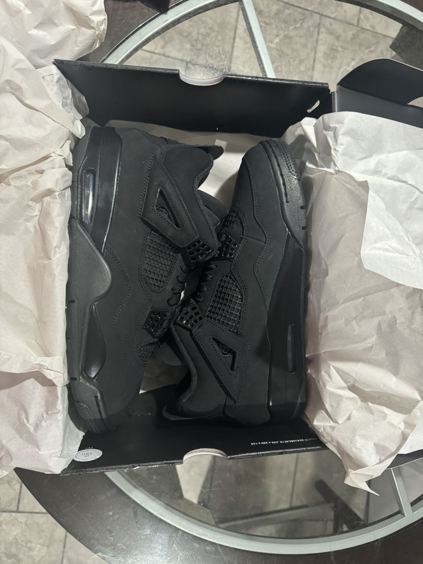Jordan 4 Black Cats 