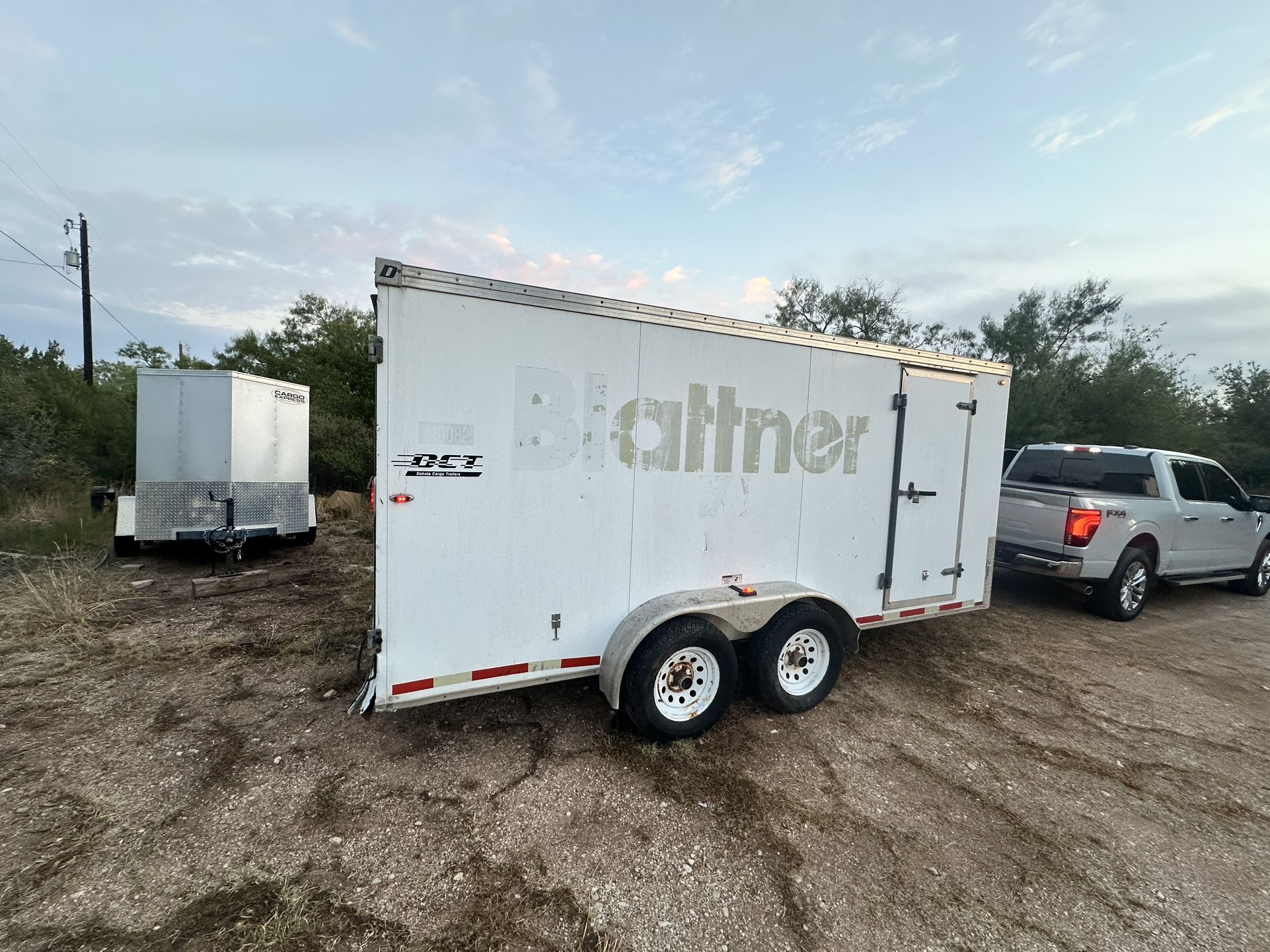 16 Ft Enclosed Trailer