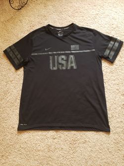 Team USA  Nike Running Drifit Shirt 
