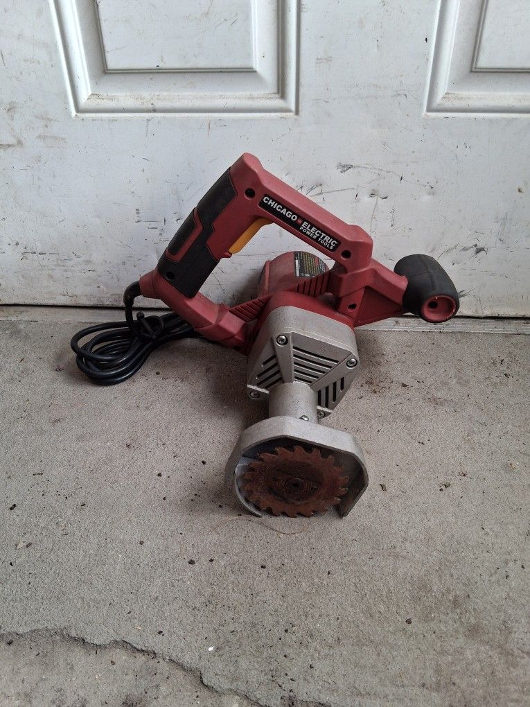 Chicago Toe Kick Saw 6.8 Amp "Item Is Available"
