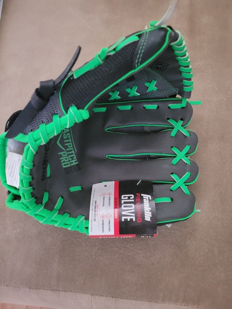 Franklin fast pitch pro series softball glove