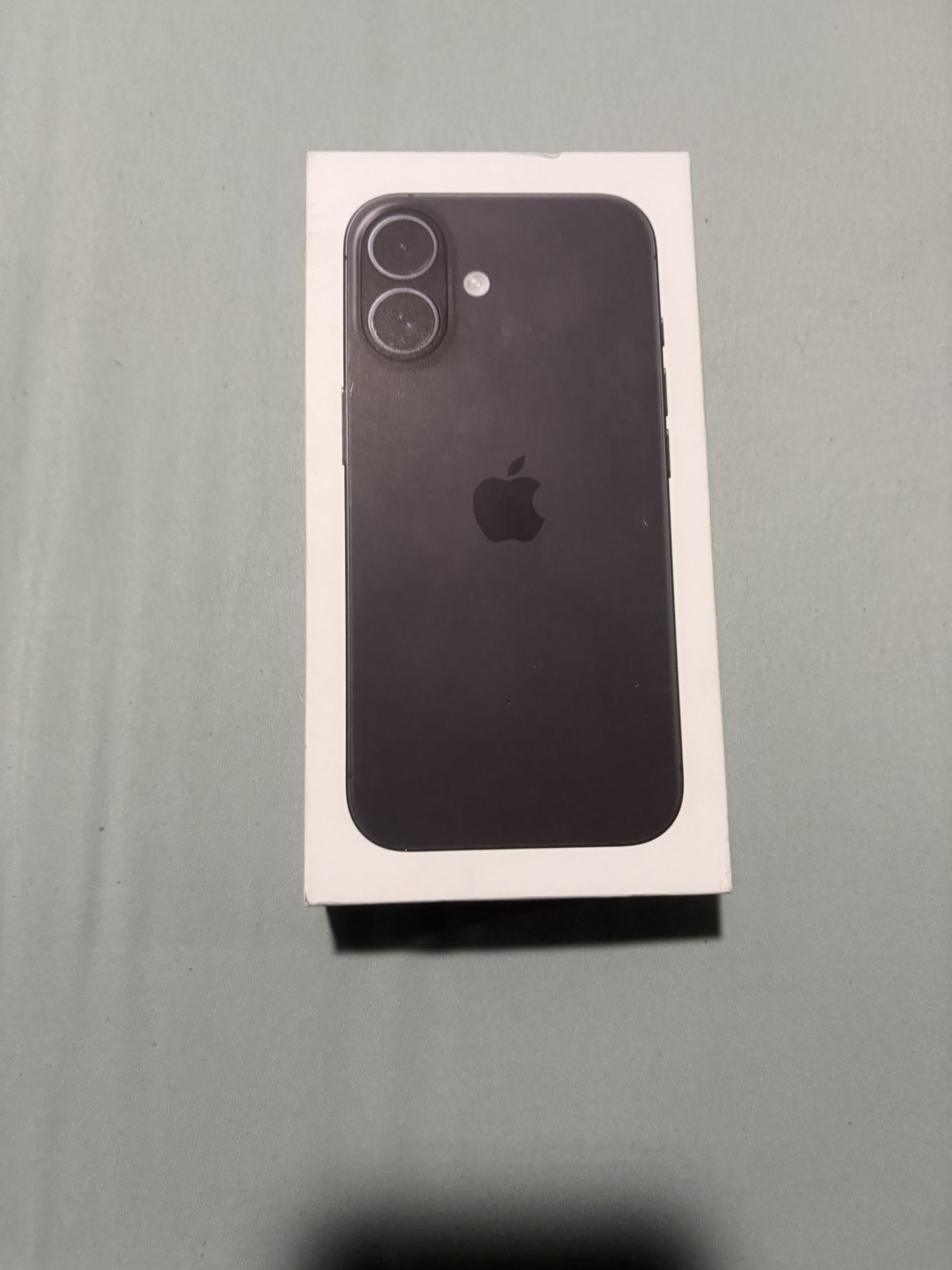 iPhone 16 Box