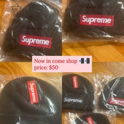 Supreme beanie black and black and red