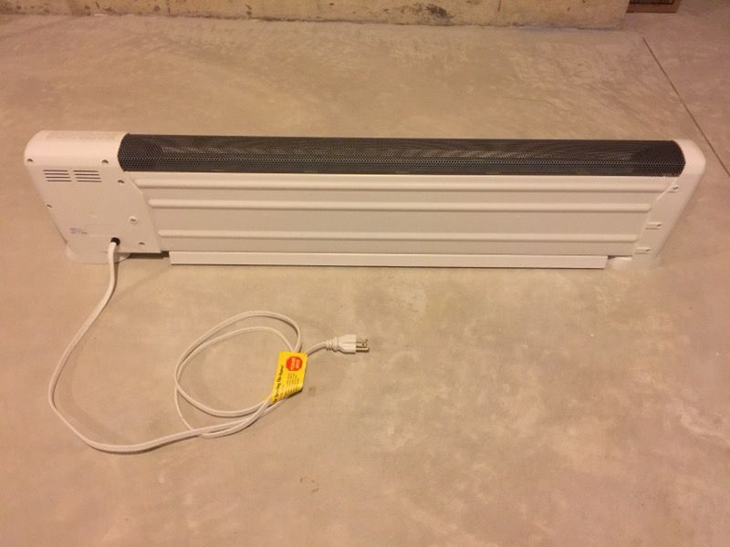 Honeywell Electric Baseboard Heater (Model HZ-519-20) for Sale in Novi, MI  - OfferUp