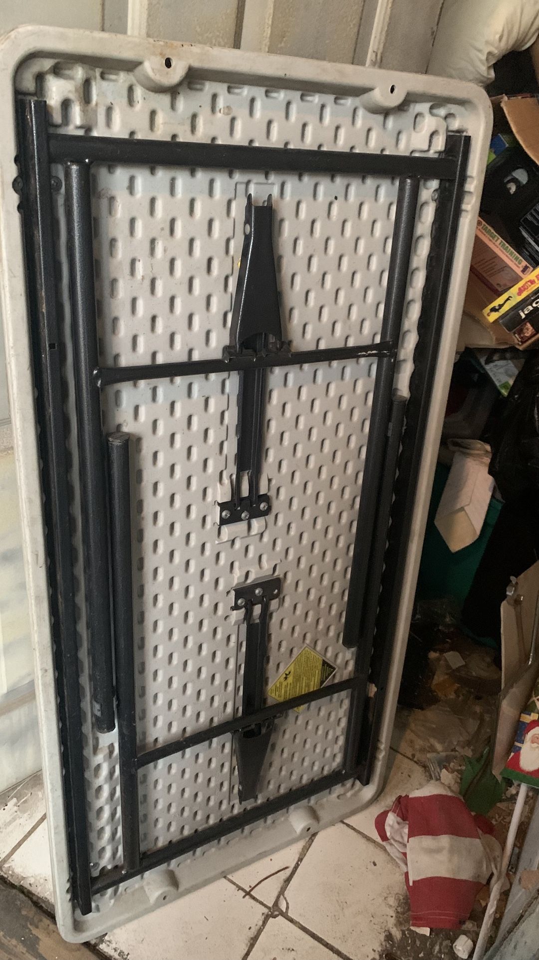 Folding Table 4 Ft X 2 Ft