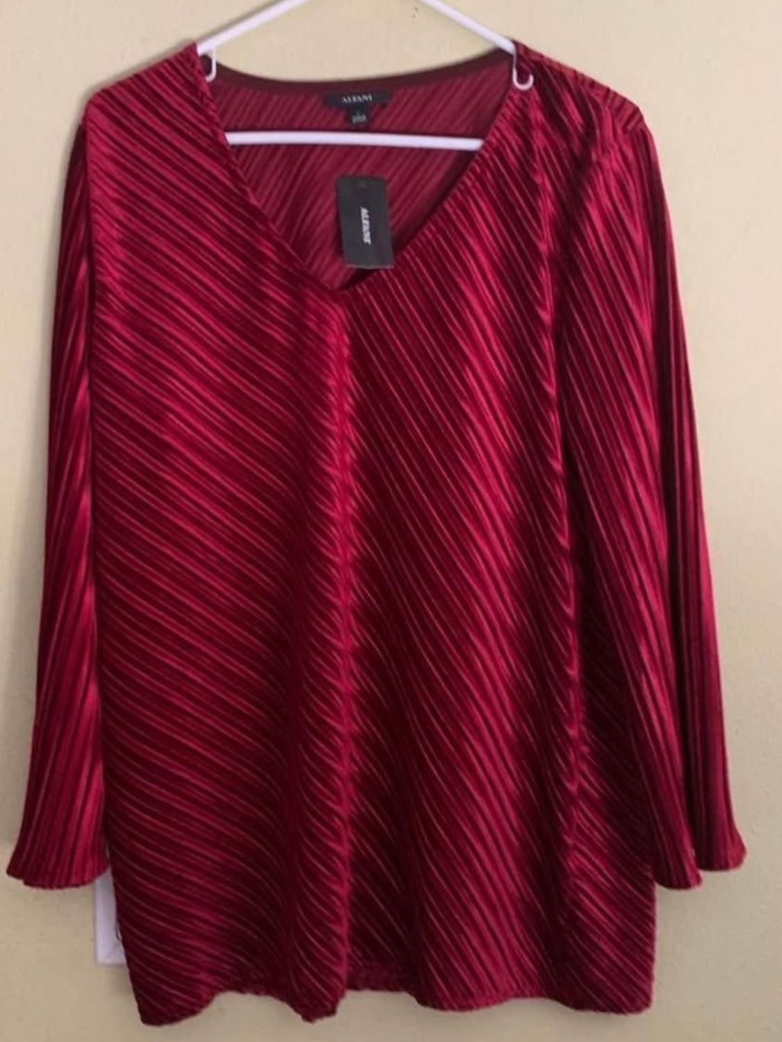 ALFANI Women’s Velvet Long Sleeve Tunic Top Size L