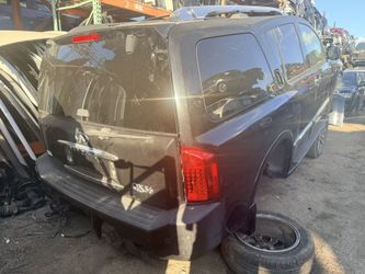 2007-2011 INFINITI QX56 For Part Only 