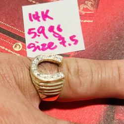 14K  Solid Gold Horse 🐎 Shoes Ring With Diamonds 💎 Stones For Wedding 5.9Gr Size 7.5