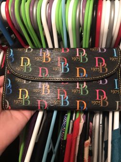 Dooney & Burke women wallet